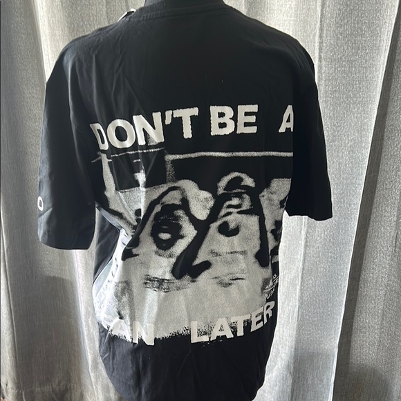 Adidas Black and White Short Sleeve Tees Graphic Design - Picture 3 of 6